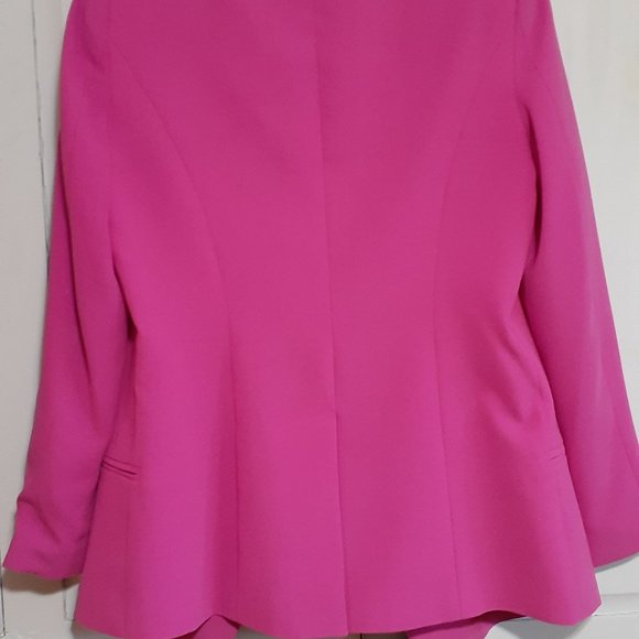 MURAL Bright Pink Tux Lapel Jacket - Picture 3 of 6